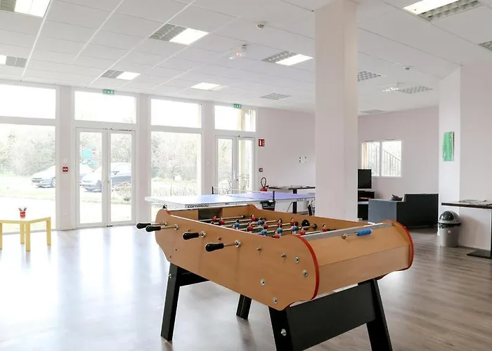 Entre Le Pont 9 Et L'eveque , Les Hauts De Honfleur, Piscine, Wifi Et Parking Gratuits