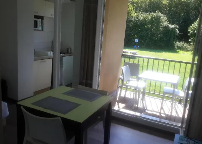 Apartment Entre Le Pont 9 Et L'eveque , Les Hauts De Honfleur, Piscine, Wifi Et Parking Gratuits *